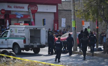 Jóvenes mueren al derrapar motocicleta en Valle de Chalco