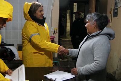 Tlalpan entrega primeros apoyos a afectados por inundaciones en Parres El Guarda