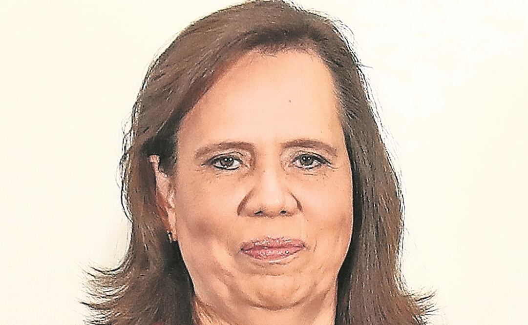 Dejan plantados a senadores del PRI