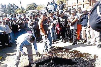 Alistan megajornada para tapar baches en Iztapalapa