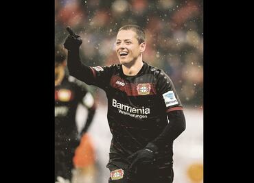 "Chicharito" Hernández anhela eliminar de nuevo al Atlético de Madrid