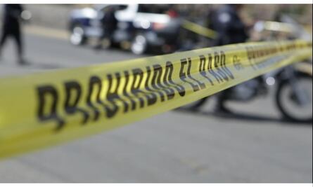 Hallan tres cadáveres enterrados en un domicilio de la GAM; Fiscalía local indaga caso