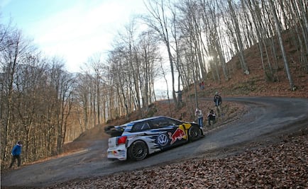 Ajustan las tuercas del Polo R WRC