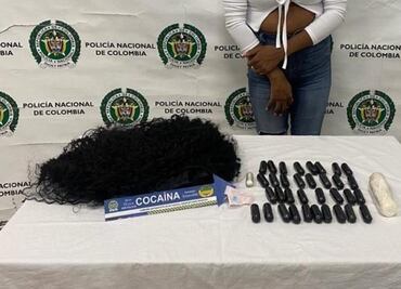 Detienen a 2 mujeres que transportaban cocaína en sus extensiones de cabello