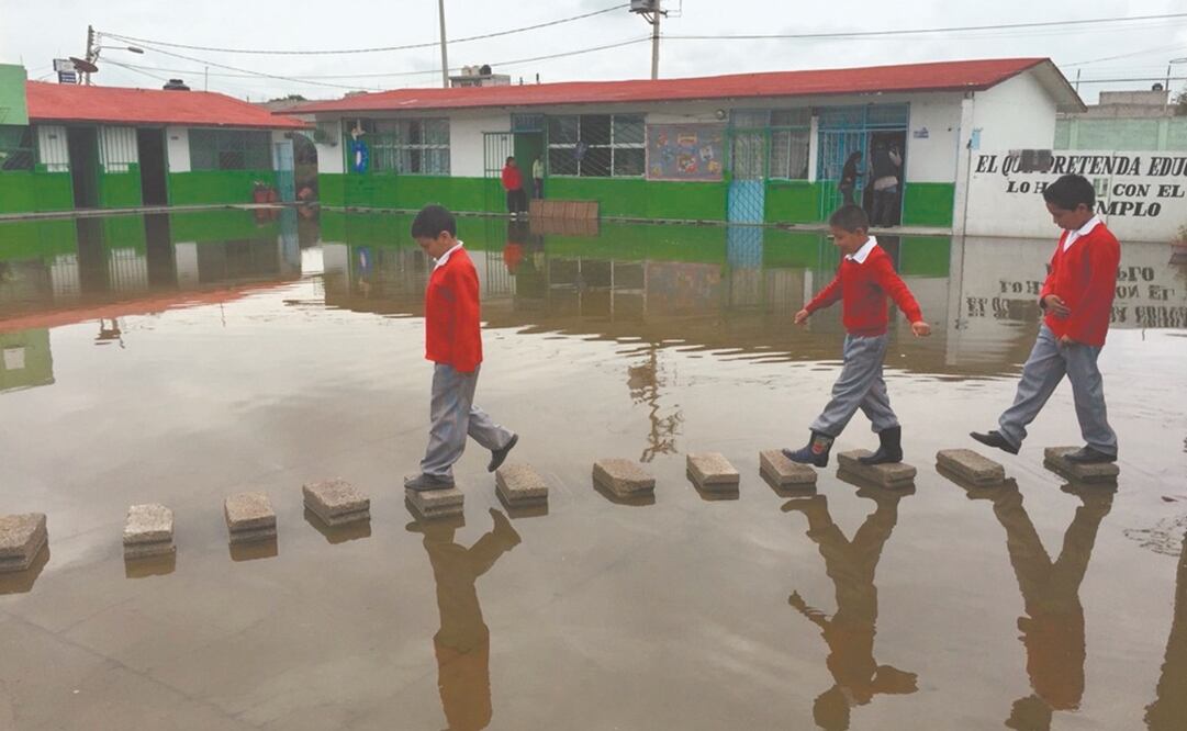 Indican que el acceso a servicios básicos, equipo y mantenimiento ayuda en la tarea educativa