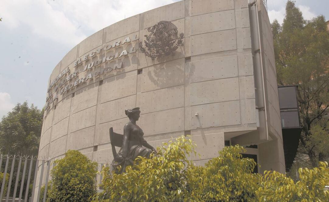 A través de una carta que fue firmada por cinco de los siete magistrados, se señaló a José Luis Vargas por cambiar la fecha de sesión de la Sala Superior. Foto: Archivo/ El Universal.