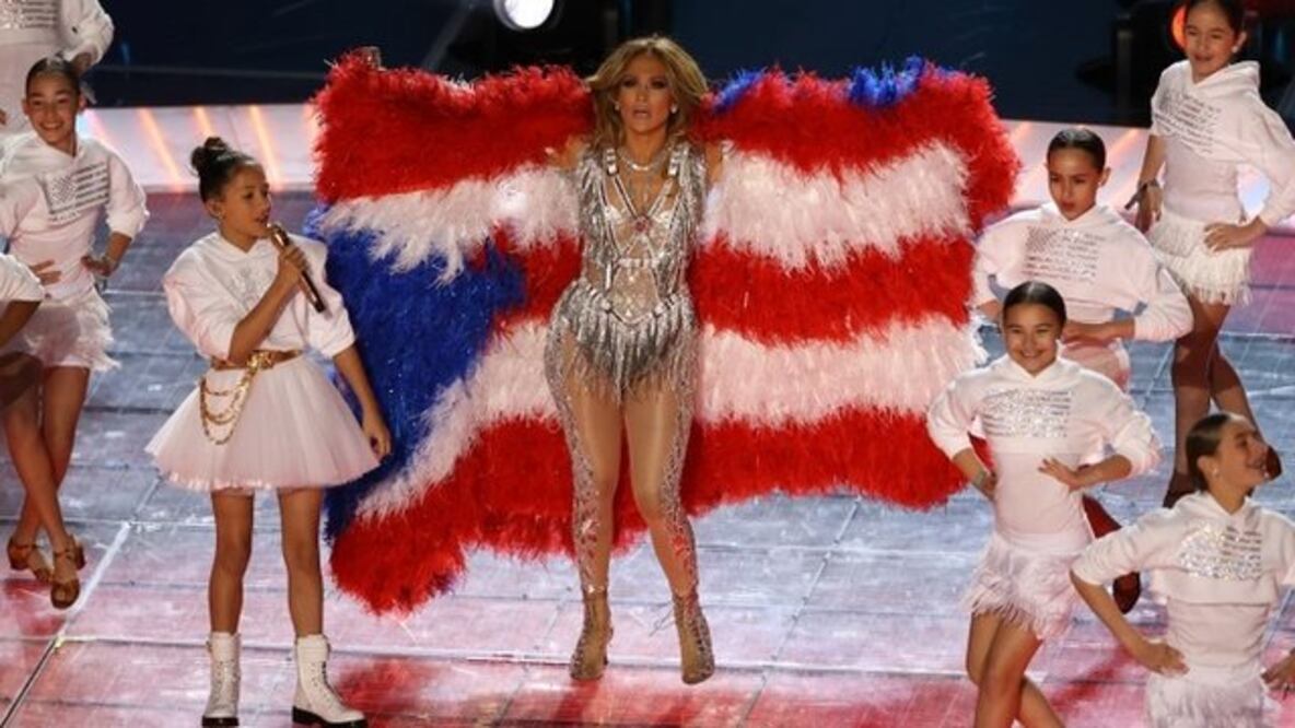 El mensaje "político" de Shakira y Jennifer Lopez en el Super Bowl