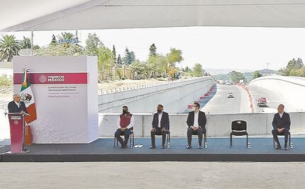 Adelantarán 2 pagos de pensiones y becas: AMLO