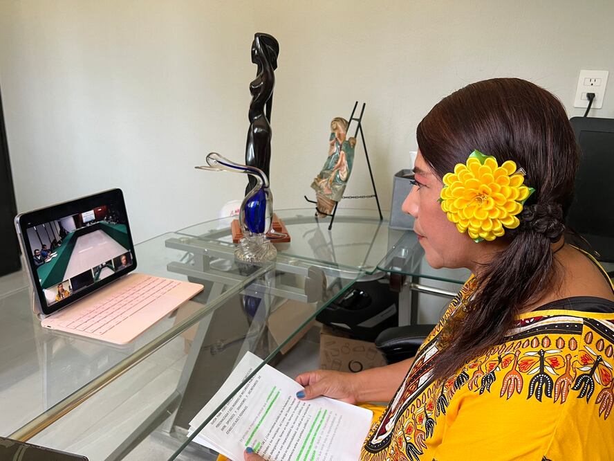 ¿Quién es Adela Ramos, la morenista que se opone a los libros de texto SEP de la 4T?