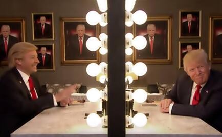 Donald Trump interviews "himself"