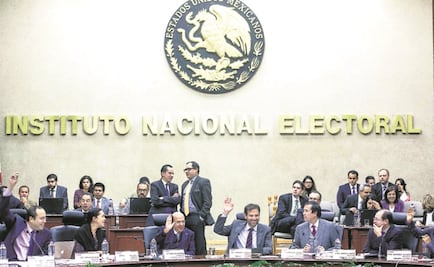 INE aprueba desarrollar voto por Internet