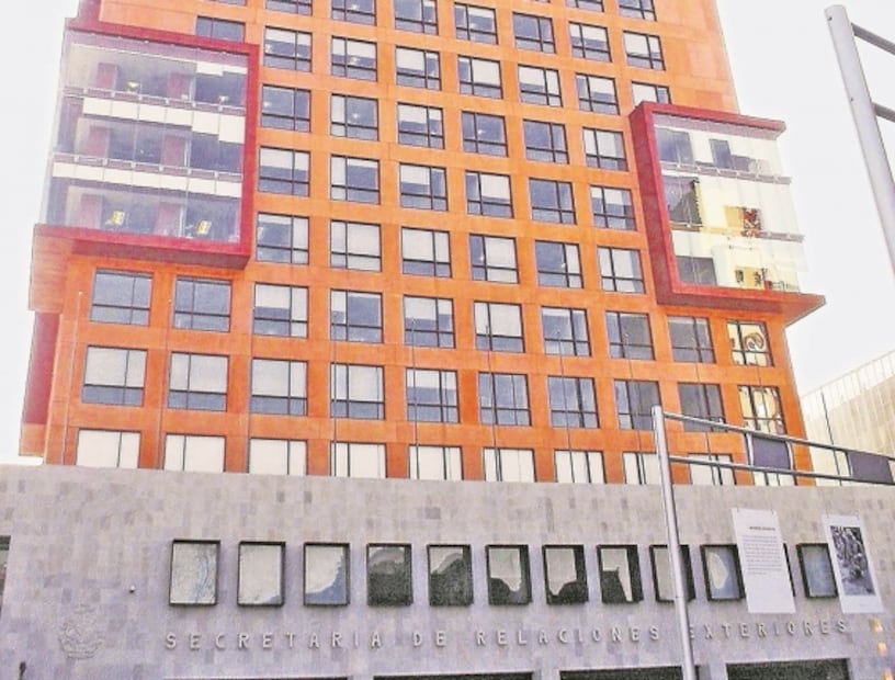 En vilo, nacionalidad de mexicanos en el extranjero