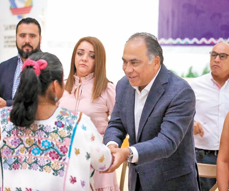El gobernador Héctor Astudillo Flores reiteró su compromiso para combatir la inseguridad y las agresiones que perjudiquen a las guerrerenses. Foto: Especial