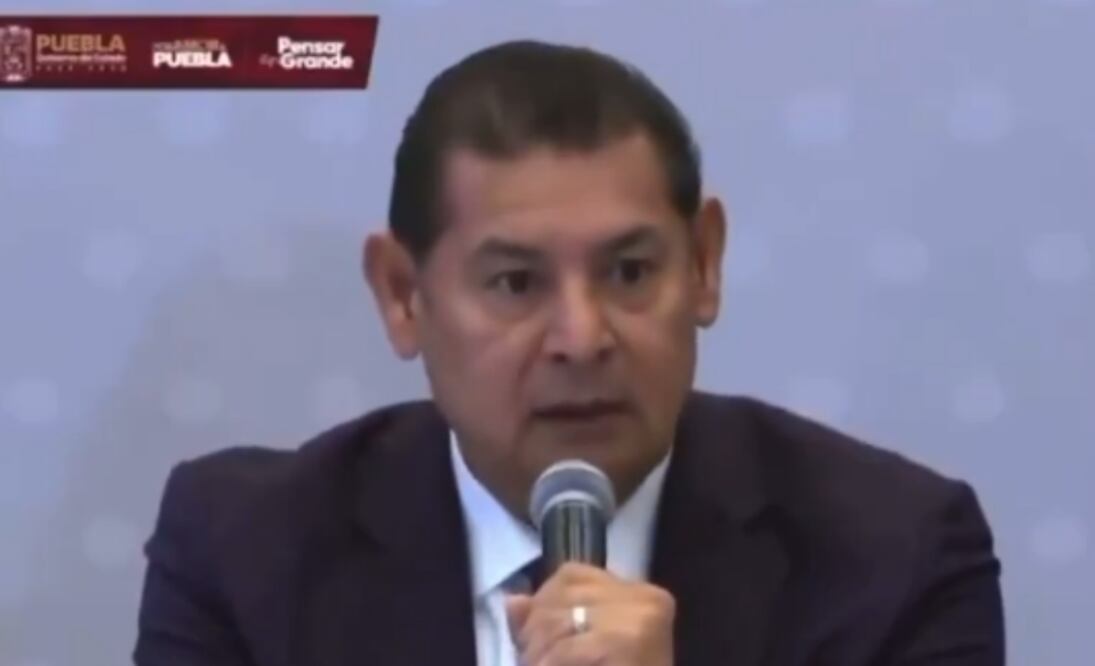 El gobernador de Puebla,  Alejandro Armenta Mier. Foto: Especial