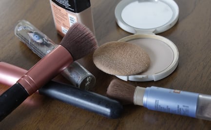 Secretaría de Salud de CDMX lanza advertencia sobre riesgos para la piel por uso de cosméticos “piratas”