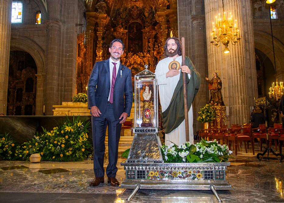 Foto: En la Catedral Metropolitana para recibir la reliquia de San Judas Tadeo