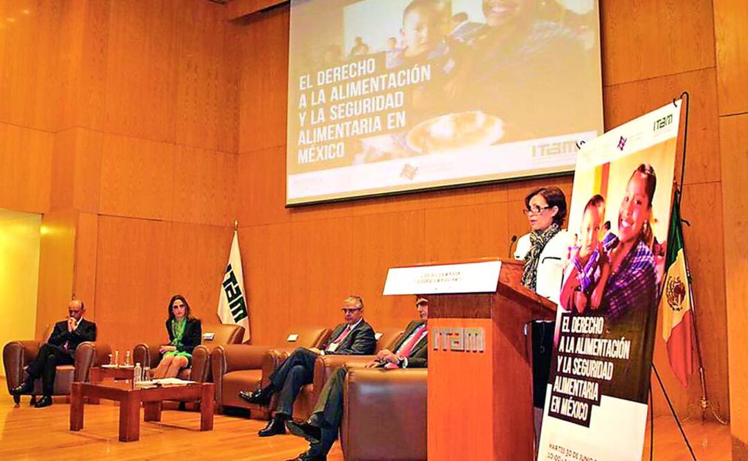 Rosario Robles inauguró el seminario El derecho a la alimentación y la seguridad alimentaria en México en el ITAM. FOTO: Especial