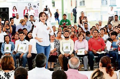 Entregan casas en Edomex