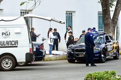 Ejecutan a sexagenario en la CDMX y a 3 policías en Edomex  