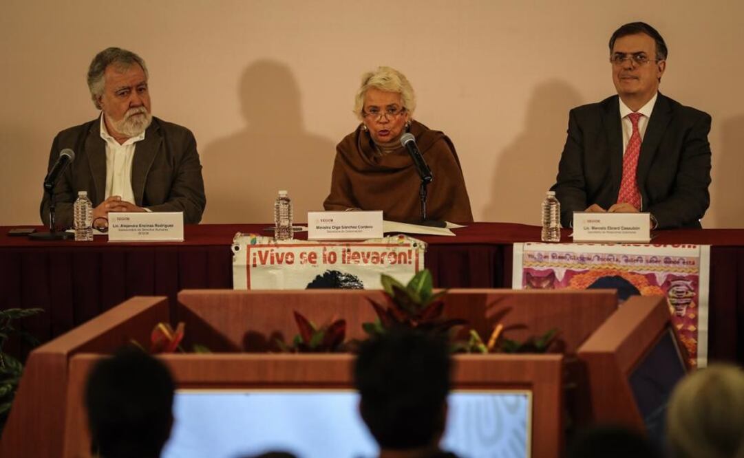 Alejandro Encinas, Olga Sánchez Cordero y Marcelo Ebrard. Foto: Juan Carlos Reyes/EL UNIVERSAL 