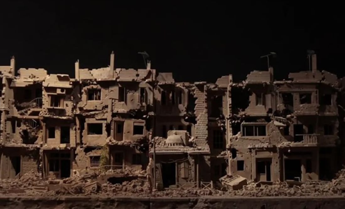 Imagen ilustrativa de la xposición del artista Khaled Dawwa llamada "Formas de la Ruina". Foto: Instagram oficial/@mucem_officiel/ @helia_paukner_mucem.