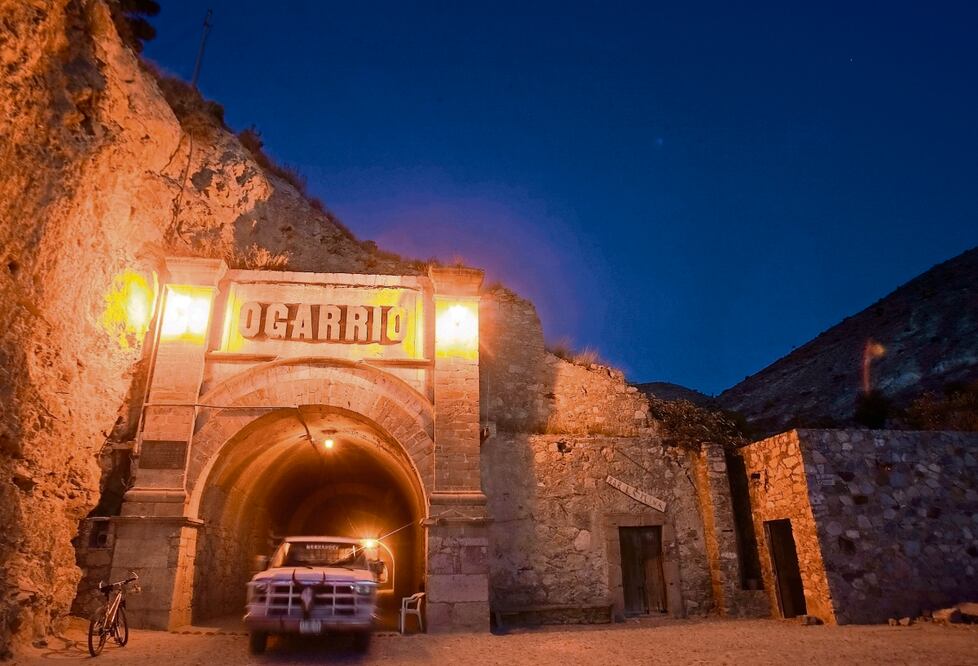 El freno a nuevas concesiones, el retraso de permisos y los cambios a la regulación ambiental son factores que merman la competitividad de la industria, consideró la Cámara Minera de México. Foto: Archivo / EL UNIVERSAL