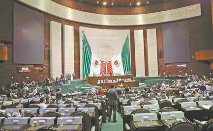 Tras largo debate, diputados posponen comparecencias de titulares de la SEP y CFE