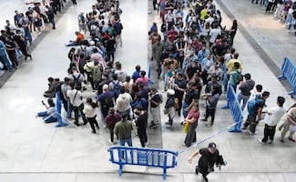 Arranca en España proceso para regularizar migrantes