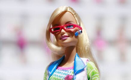 Barbie revela su apellido y Twitter enloquece