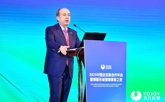 Calderón presume invitación de María Corina Machado a ceremonia del Nobel de la Paz; descarta asistencia por trabajo en China