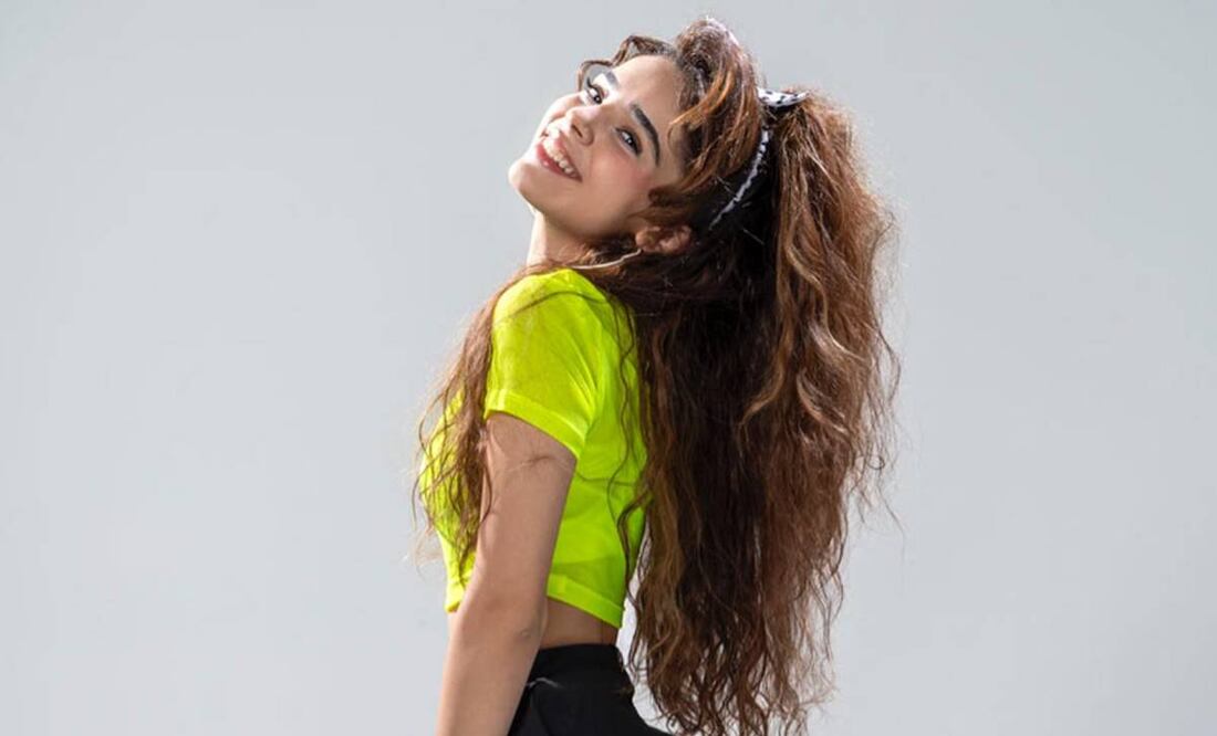 La actriz Regina Villaverde interpreta a una Gloria Trevi adolescente.