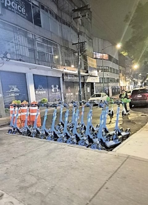 No hay estaciones de renta de scooters, fueron cinco remotas sobre Calzada de Tlalpan, explicó el secretario de Movilidad. Foto: Especial