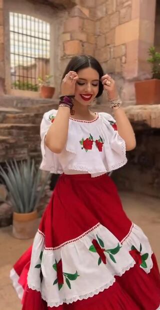 Foto: Instagram @angela_aguilar_