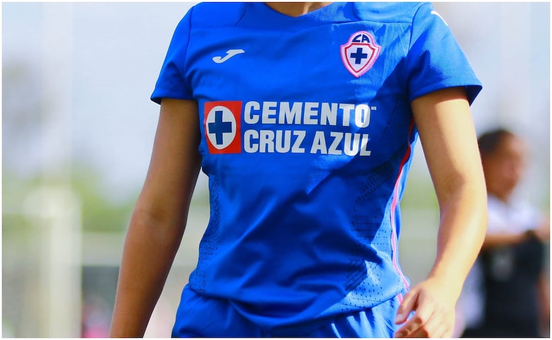 Jugadora del Cruz Azul presenta traumatismo craneoencefálico tras un balonazo / FOTO: IMAGO7