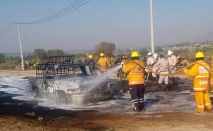 Controlan incendio provocado sobre ducto de Pemex en Axapusco, Edomex