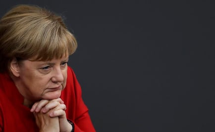 Angela Merkel pide unidad al Parlamento para combatir "populismo" 