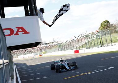 Hamilton dominó el GP de Japón y se acerca al título