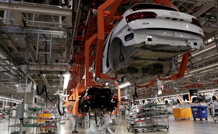 Alcalde morenista clausura planta de Audi en Puebla