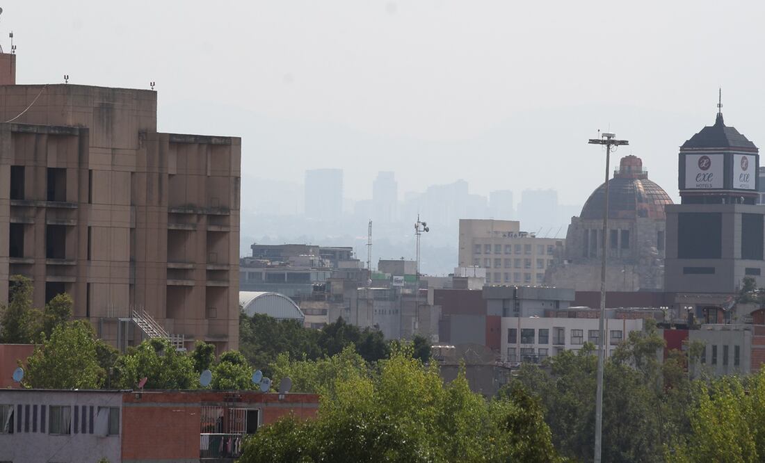 La Comisión Ambiental de la Megalópolis activo la Fase I de contingencia ambiental en la zona metropolitana del Valle de México. Mañana domingo no circularán los vehículos con holograma de verificación 2, holograma de verificación 1 terminación 1,3,5,7 y 9
Holograma de verificación 00, 0 engomado rojo placa 3 y 4
Fotos y video: Francisco Rodríguez