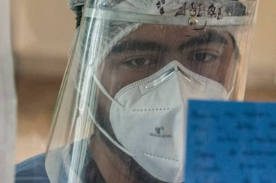 Mostrarán documental sobre el Covid-19 en Los Pinos 