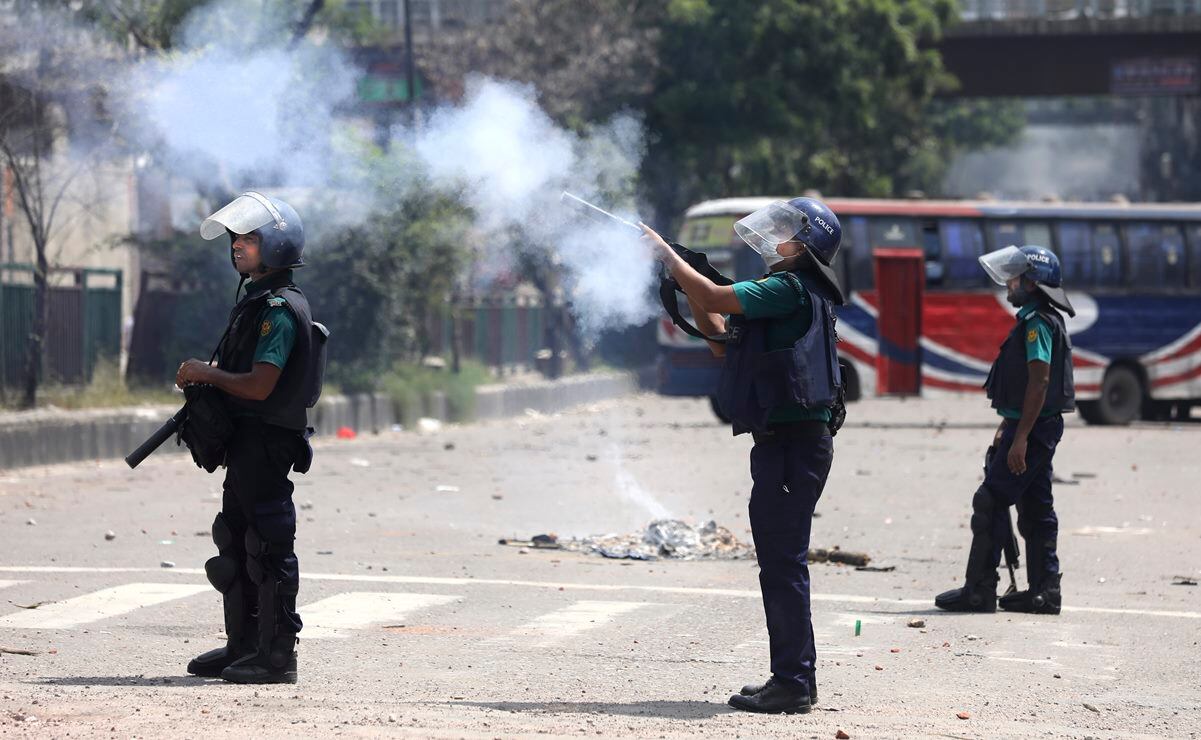Las protestas comenzaron a principios de julio después de que el Tribunal Supremo pidiera al Gobierno que restableciera la cuota laboral. Foto: AP