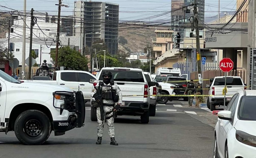 Familiares acusan que el conflicto estalló luego de que un custodio golpeara a uno de los internos. 
Fotos Aimee Melo/ EL UNIVERSAL