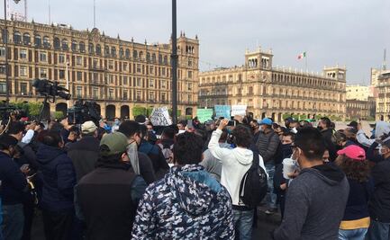 Policías protestan en el Zócalo; piden libertad de dos compañeros por caso Melanie