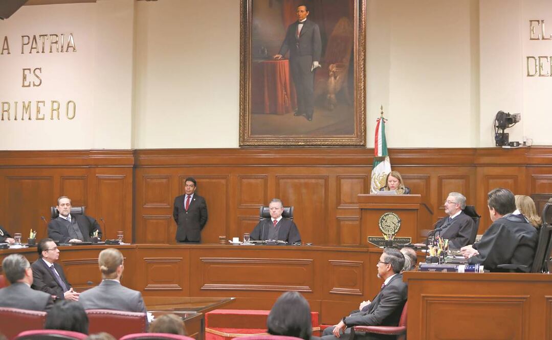 La Suprema Corte tendrá 20 días naturales para analizar y resolver si la propuesta de consulta planteada ayer por el Presidente de la República es constitucional. Foto: ARCHIVO EL UNIVERSAL