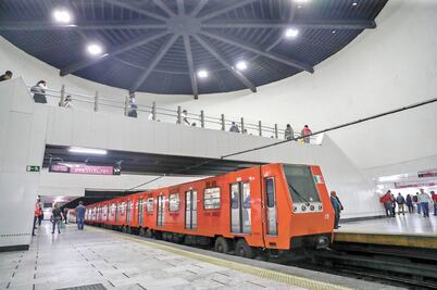 Priorizaron cambio estético de estaciones del Metro, acusan