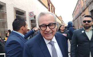 Rubén Rocha, sus bienes según su declaración patrimonial; ingresos por 2 mdp, dueño de un auto que ganó en una rifa y tres pensiones