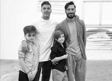 Famosos felicitan a Ricky Martin por su nueva hija