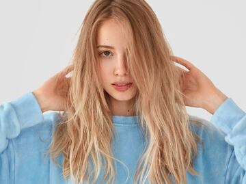 Tips para cuidar el cabello antes y después de la decoloración