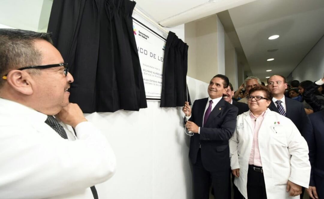 El michoacano inauguró el Banco de Leche y Tomógrafo del Hospital de la Mujer, en la capital del estado. /Tomada de @Silvano_A