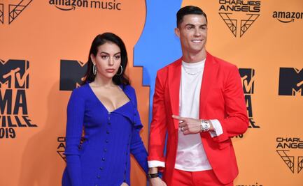 Cristiano Ronaldo sorprende en la Alfombra Roja de los MTV Europe